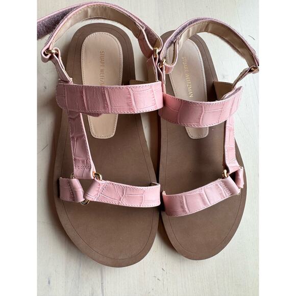 Amazon.com | Stuart Weitzman Womens Pink Bow Accent  STUART WEITZMAN pink Vail Sport Croc-Embossed Leather Sandal size 8